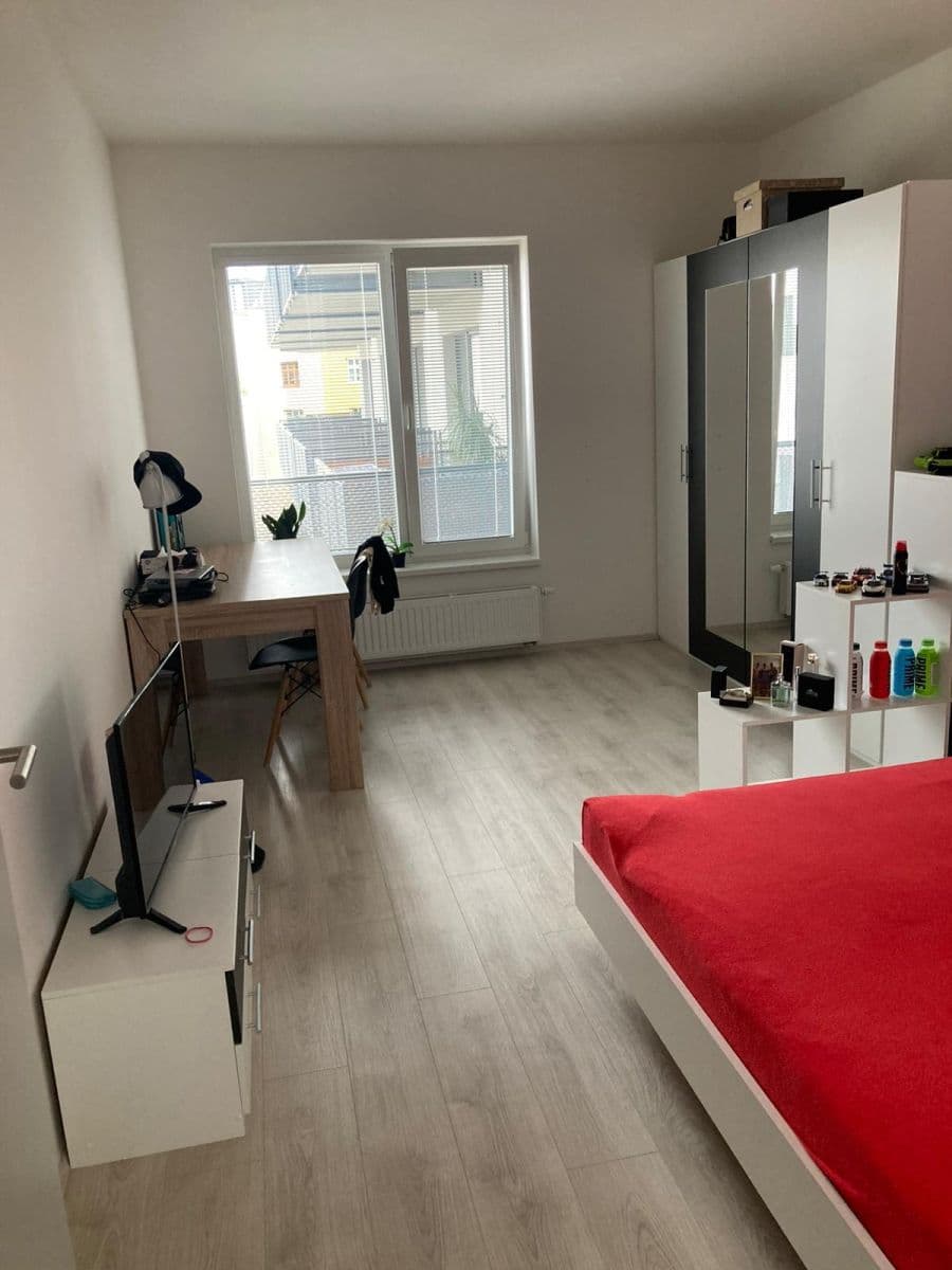 1 bedroom with open-plan kitchen flat to rent, 54 m², Edmunda Husserla, Olomouc, Olomoucký Region 1 bedroom with open-plan kitchen flat to rent, 54 m², Edmunda Husserla, Olomouc, Olomoucký Region