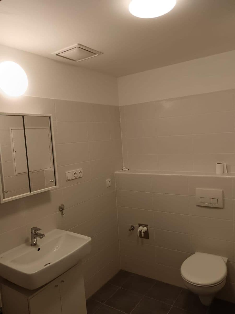 1 bedroom with open-plan kitchen flat to rent, 54 m², Edmunda Husserla, Olomouc, Olomoucký Region 1 bedroom with open-plan kitchen flat to rent, 54 m², Edmunda Husserla, Olomouc, Olomoucký Region