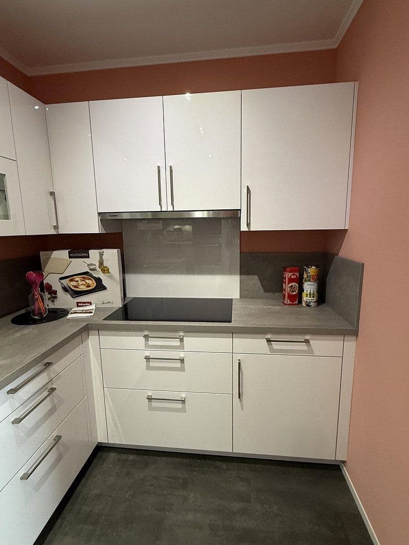 3 bedroom flat to rent, 91 m², Schloß Holte-Stukenbrock, North Rhine-Westphalia 3 bedroom flat to rent, 91 m², Schloß Holte-Stukenbrock, North Rhine-Westphalia