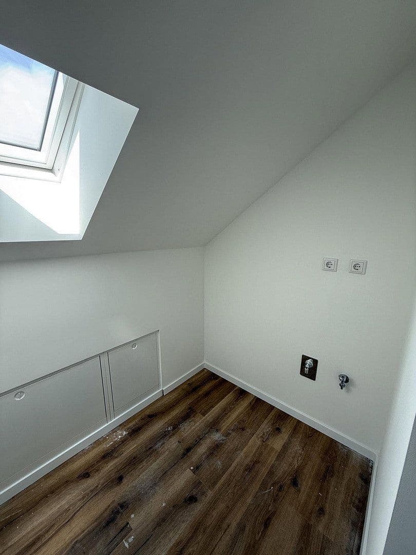 3 bedroom flat to rent, 91 m², Schloß Holte-Stukenbrock, North Rhine-Westphalia 3 bedroom flat to rent, 91 m², Schloß Holte-Stukenbrock, North Rhine-Westphalia