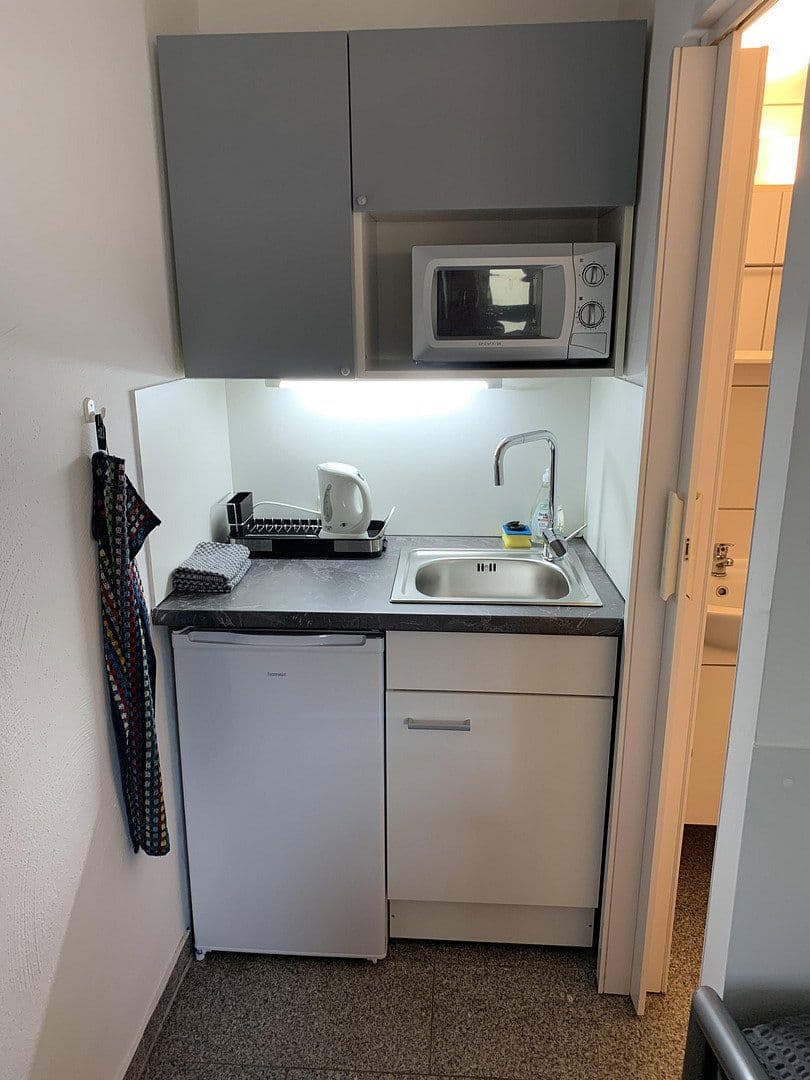 1 bedroom flat to rent, 19 m², Hürth, North Rhine-Westphalia 1 bedroom flat to rent, 19 m², Hürth, North Rhine-Westphalia