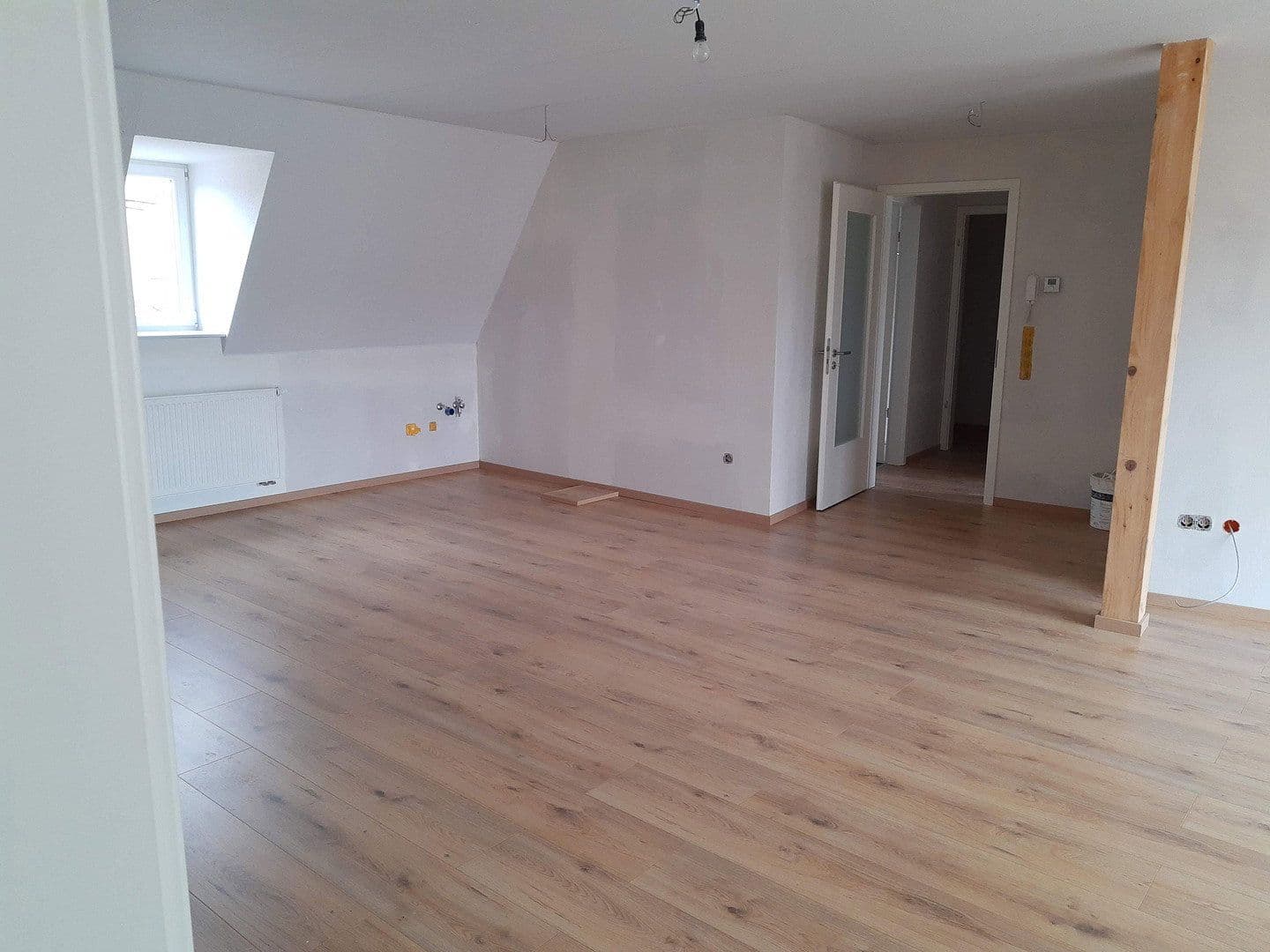 3 bedroom with open-plan kitchen flat to rent, 170 m², Ochsenfurt, Bavaria 3 bedroom with open-plan kitchen flat to rent, 170 m², Ochsenfurt, Bavaria