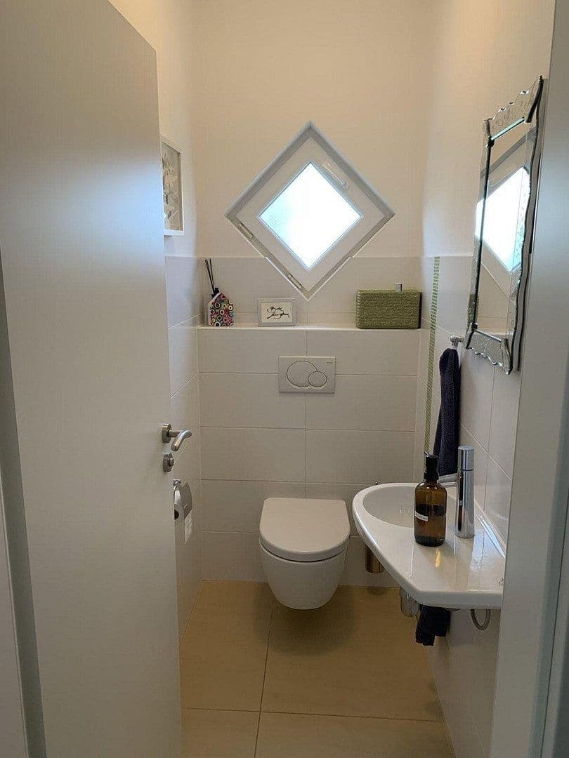 house for sale, 184 m², Rosbach v. d. Höhe, Hesse house for sale, 184 m², Rosbach v. d. Höhe, Hesse