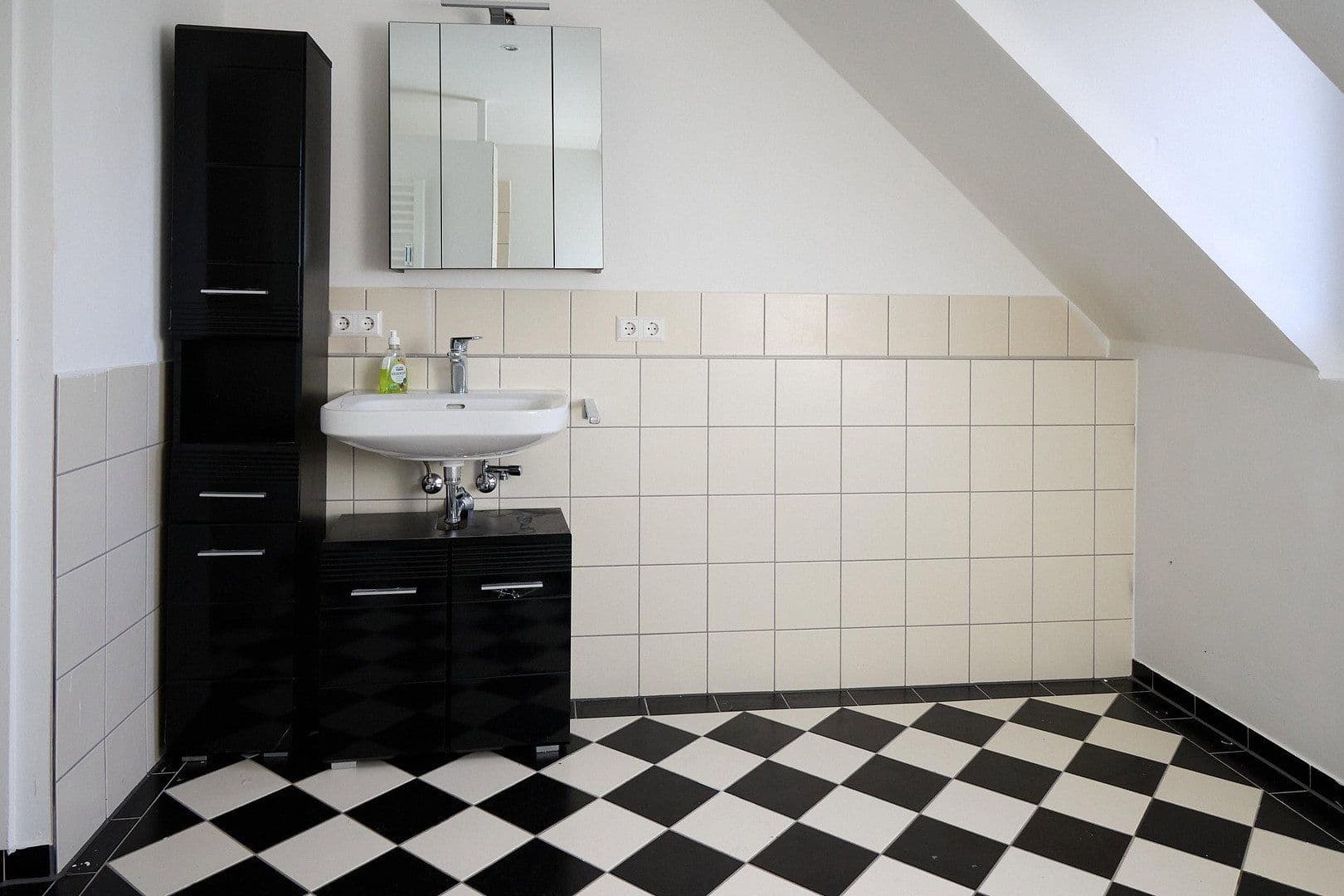 3 bedroom flat to rent, 95 m², Kirchheim unter Teck, Baden-Württemberg 3 bedroom flat to rent, 95 m², Kirchheim unter Teck, Baden-Württemberg