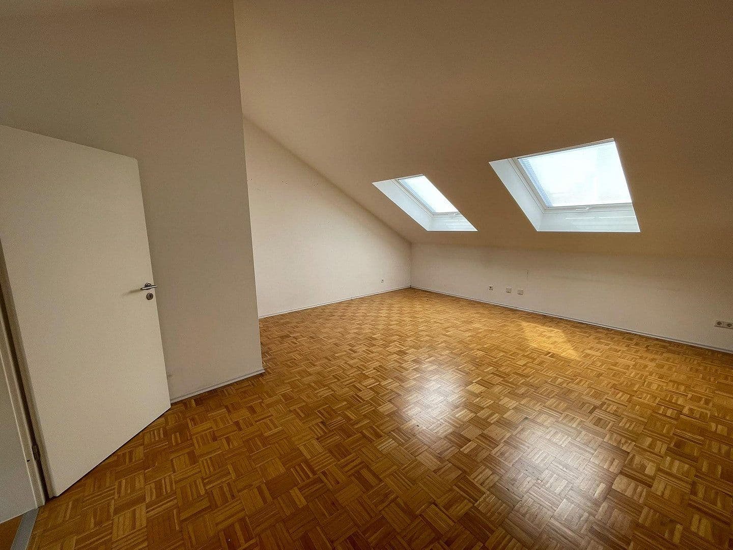 house for sale, 200 m², Affalterbacher Straße 16, Remseck, Baden-Württemberg house for sale, 200 m², Affalterbacher Straße 16, Remseck, Baden-Württemberg