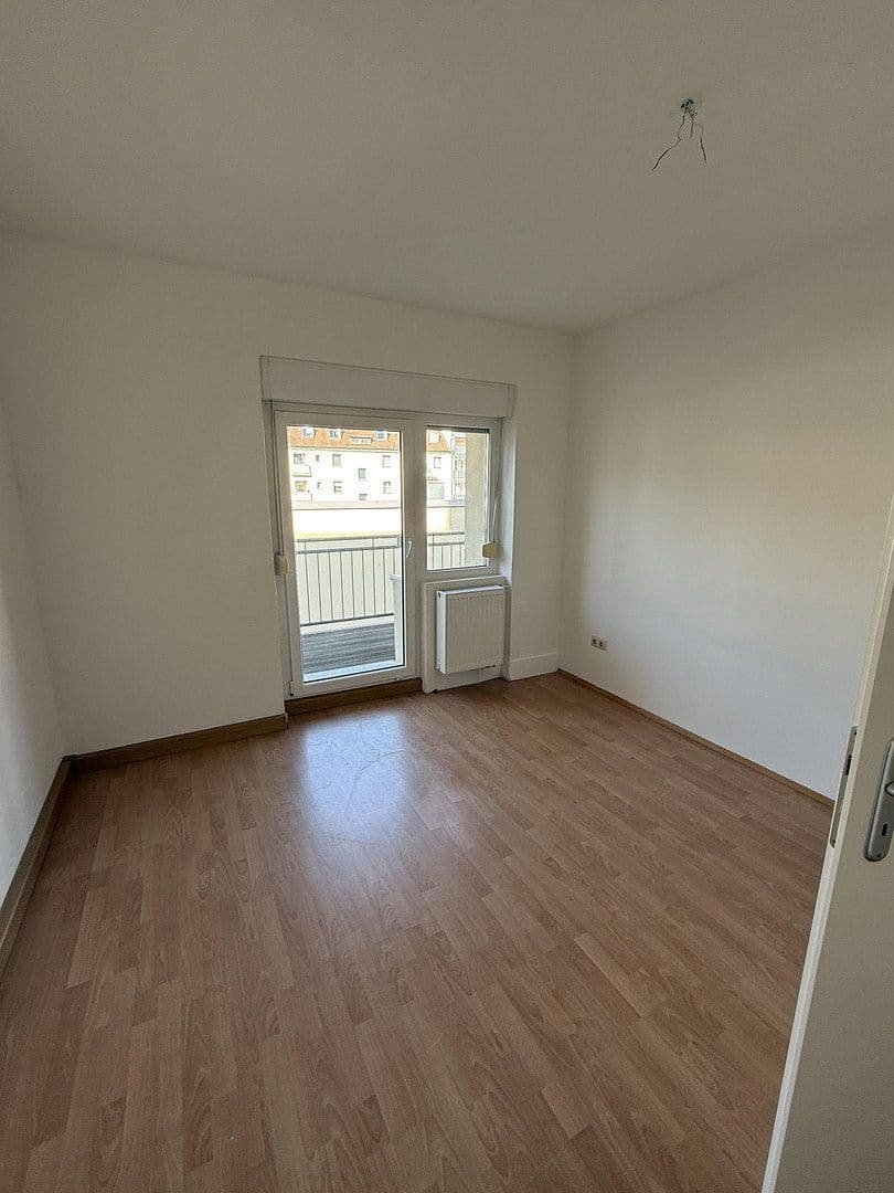 4 bedroom flat to rent, 140 m², Schweinfurt, Bavaria 4 bedroom flat to rent, 140 m², Schweinfurt, Bavaria