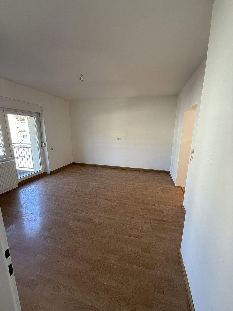 4 bedroom flat to rent, 140 m², Schweinfurt, Bavaria 4 bedroom flat to rent, 140 m², Schweinfurt, Bavaria