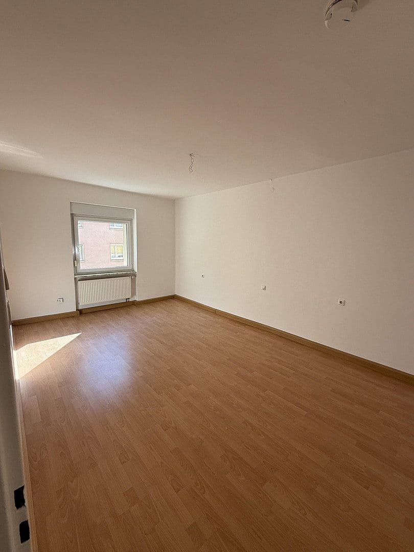 4 bedroom flat to rent, 140 m², Schweinfurt, Bavaria 4 bedroom flat to rent, 140 m², Schweinfurt, Bavaria