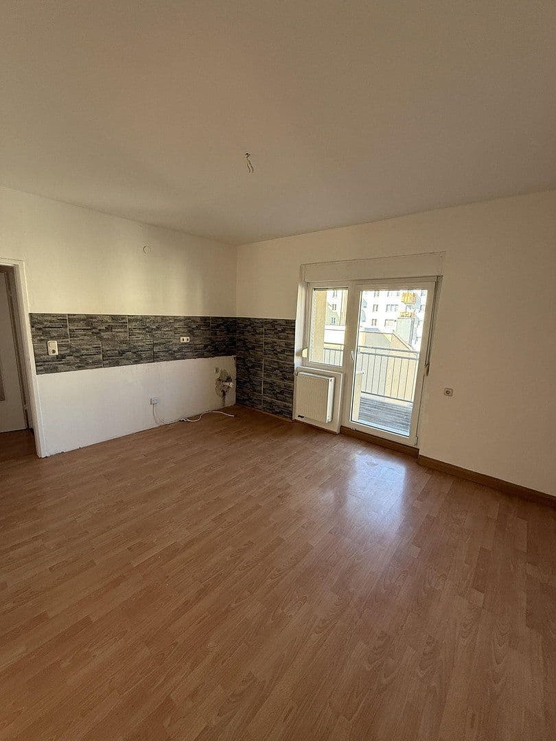 4 bedroom flat to rent, 140 m², Schweinfurt, Bavaria 4 bedroom flat to rent, 140 m², Schweinfurt, Bavaria