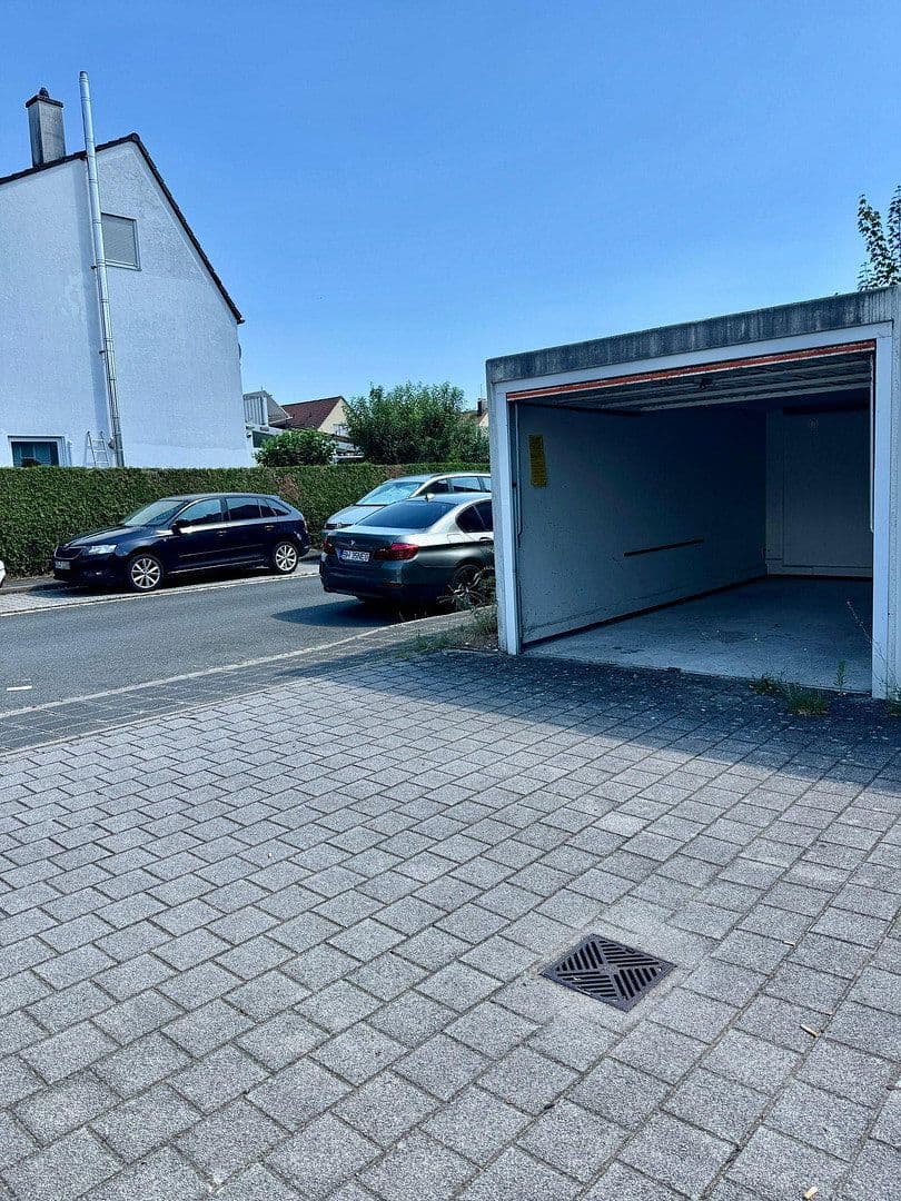 garage to rent, 0 m², Roßtaler Str. 11, Nürnberg, Bavaria garage to rent, 0 m², Roßtaler Str. 11, Nürnberg, Bavaria