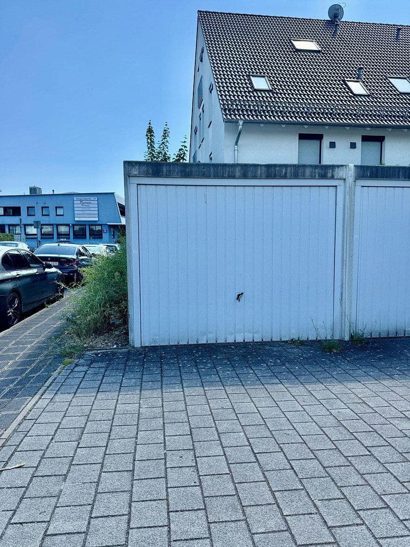 garage to rent, 0 m², Roßtaler Str. 11, Nürnberg, Bavaria garage to rent, 0 m², Roßtaler Str. 11, Nürnberg, Bavaria