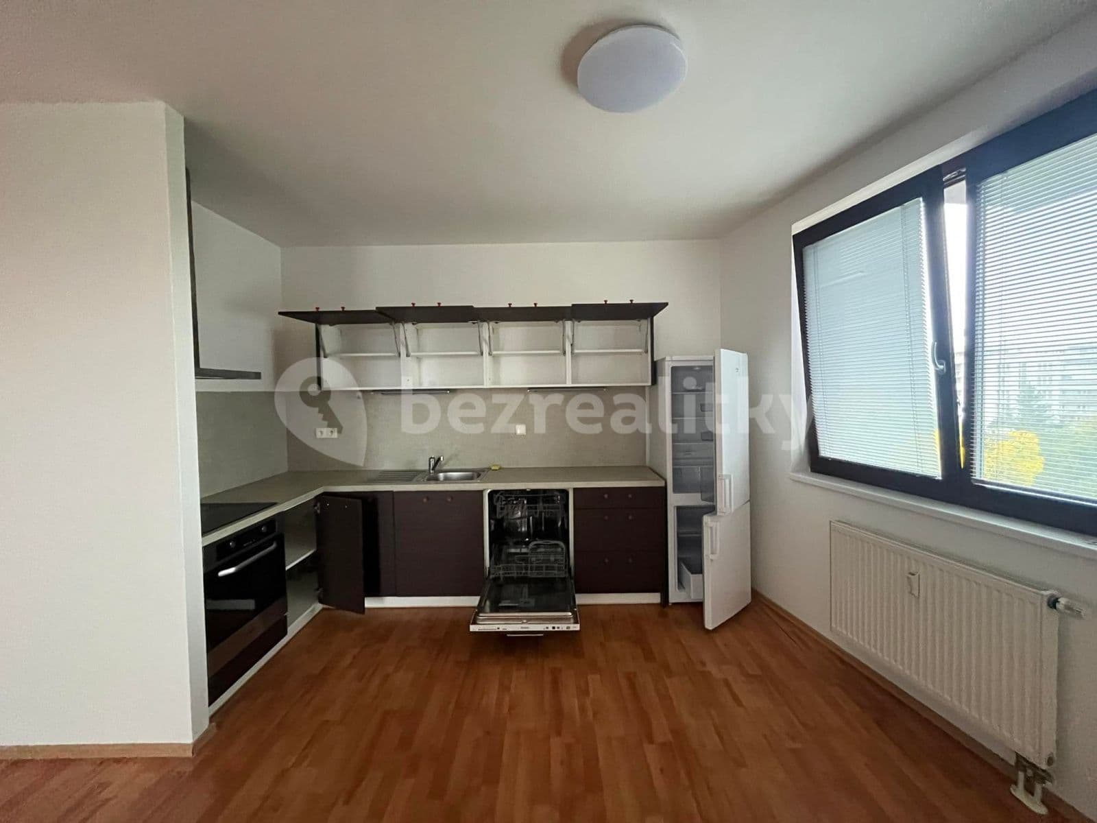 2 bedroom with open-plan kitchen flat for sale, 72 m², Na Slatince, Prague, Prague 2 bedroom with open-plan kitchen flat for sale, 72 m², Na Slatince, Prague, Prague