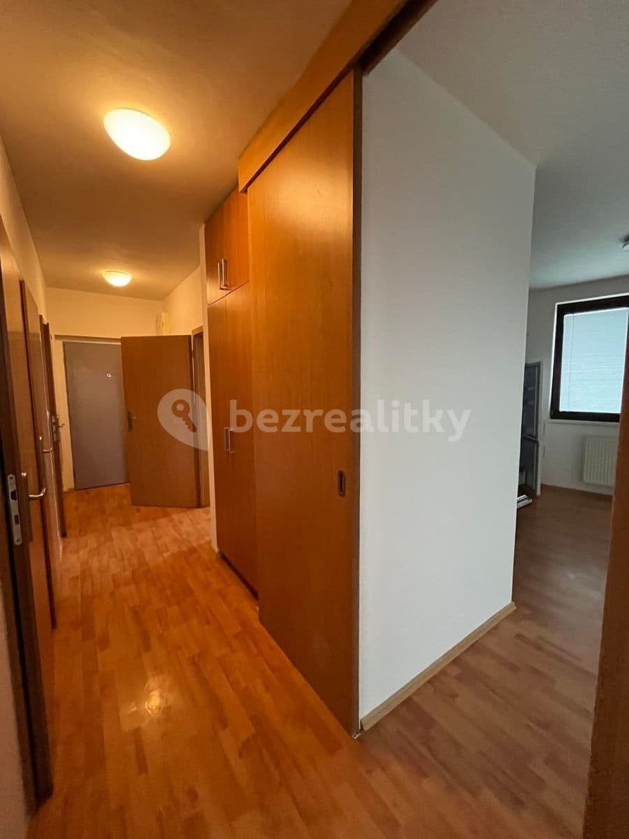 2 bedroom with open-plan kitchen flat for sale, 72 m², Na Slatince, Prague, Prague 2 bedroom with open-plan kitchen flat for sale, 72 m², Na Slatince, Prague, Prague