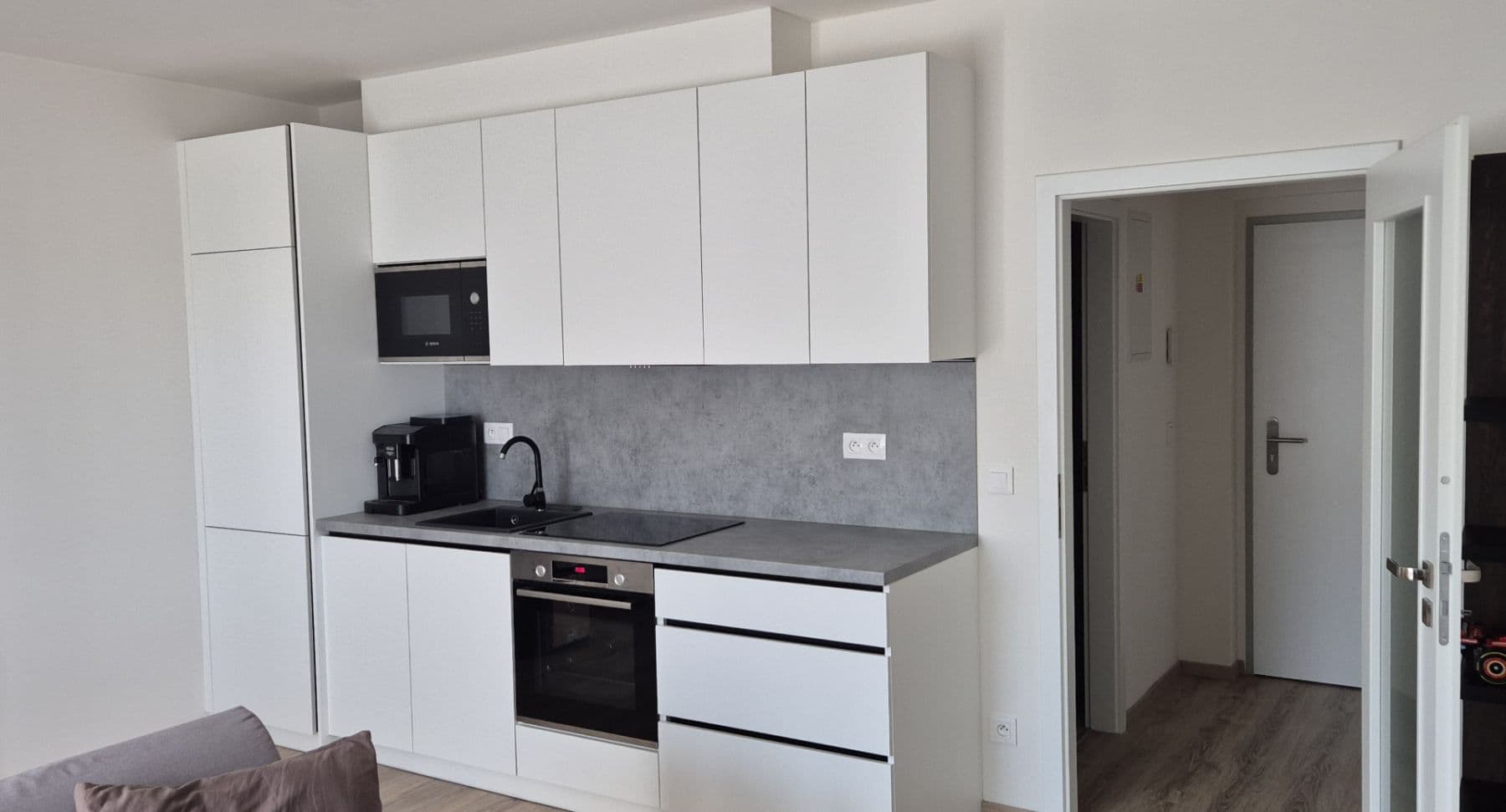 Studio flat to rent, 33 m², Sedlářova, Prague, Prague Studio flat to rent, 33 m², Sedlářova, Prague, Prague