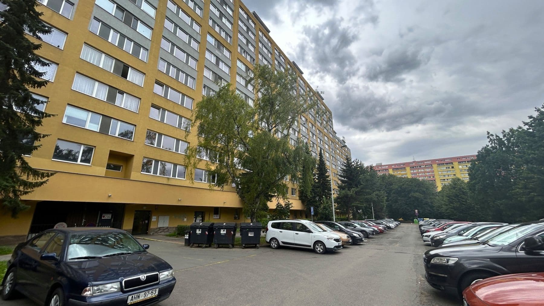 2 bedroom with open-plan kitchen flat to rent, 66 m², Katovická, Prague, Prague 2 bedroom with open-plan kitchen flat to rent, 66 m², Katovická, Prague, Prague
