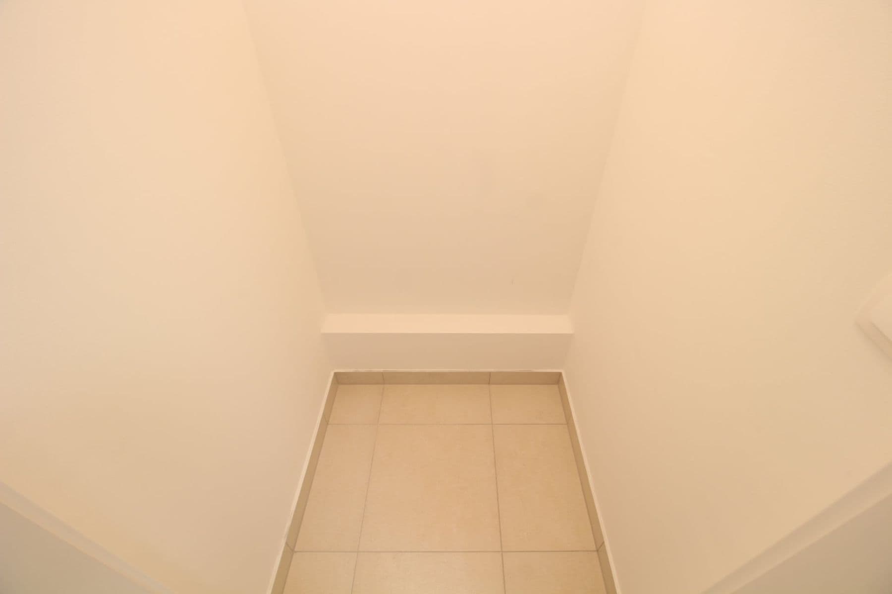 2 bedroom with open-plan kitchen flat to rent, 98 m², Zlochova, Prague, Prague 2 bedroom with open-plan kitchen flat to rent, 98 m², Zlochova, Prague, Prague