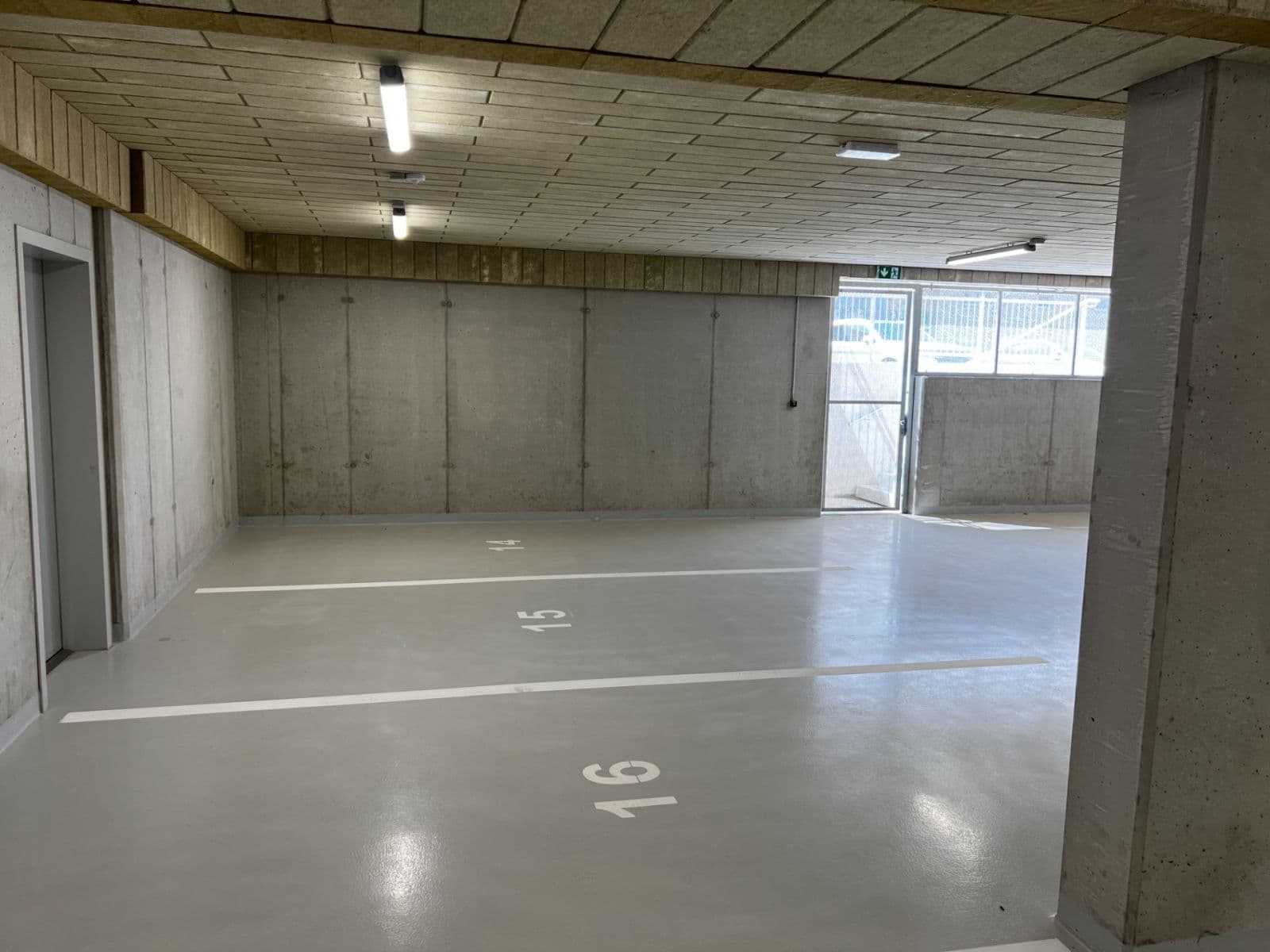 garage to rent, 15 m², Pardubice, Pardubický Region garage to rent, 15 m², Pardubice, Pardubický Region
