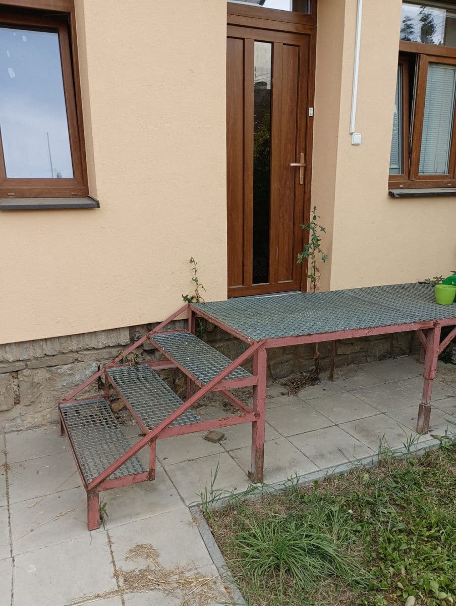 Studio flat to rent, 20 m², Damilská, Tetín, Středočeský Region Studio flat to rent, 20 m², Damilská, Tetín, Středočeský Region