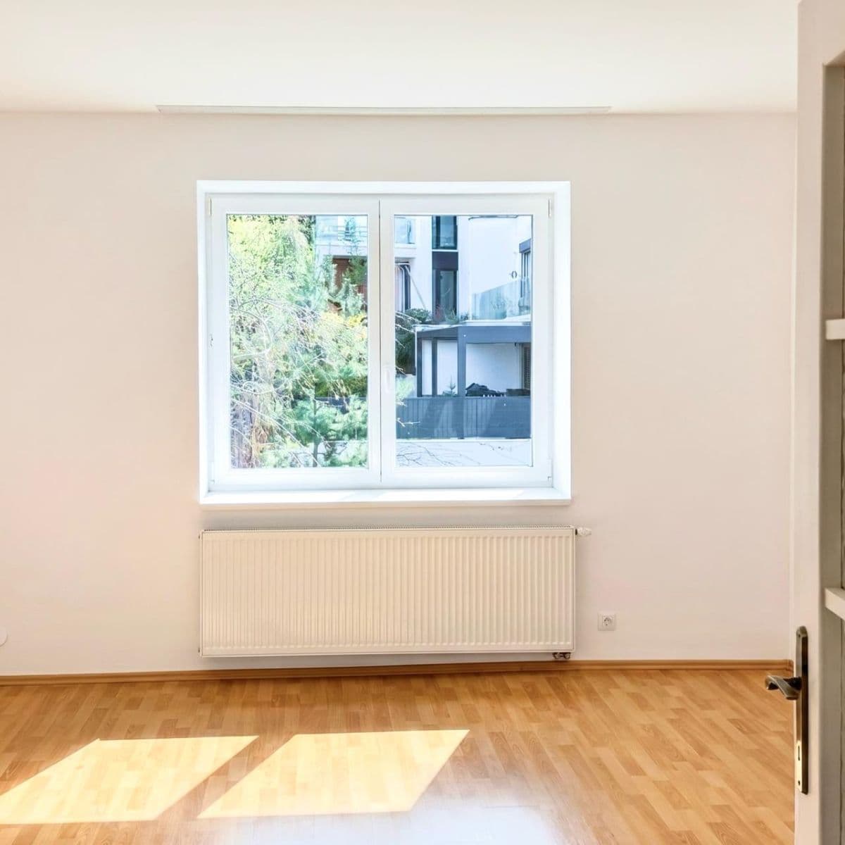 1 bedroom with open-plan kitchen flat to rent, 42 m², V podhájí, Prague, Prague 1 bedroom with open-plan kitchen flat to rent, 42 m², V podhájí, Prague, Prague