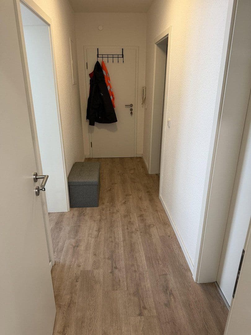 3 bedroom flat to rent, 65 m², Kölner Straße 228, Krefeld, North Rhine-Westphalia 3 bedroom flat to rent, 65 m², Kölner Straße 228, Krefeld, North Rhine-Westphalia
