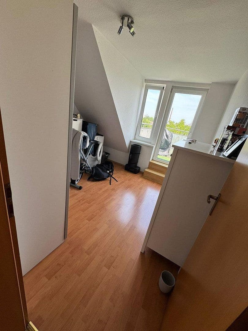 3 bedroom flat to rent, 64 m², Kölner Straße 228, Krefeld, North Rhine-Westphalia 3 bedroom flat to rent, 64 m², Kölner Straße 228, Krefeld, North Rhine-Westphalia