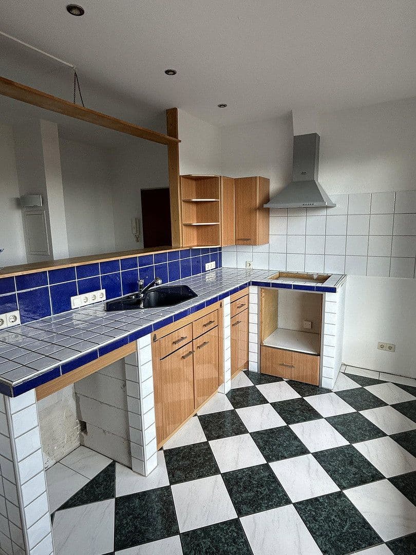 1 bedroom with open-plan kitchen flat to rent, 74 m², Tulpenstr. 28, Duisburg, North Rhine-Westphalia 1 bedroom with open-plan kitchen flat to rent, 74 m², Tulpenstr. 28, Duisburg, North Rhine-Westphalia