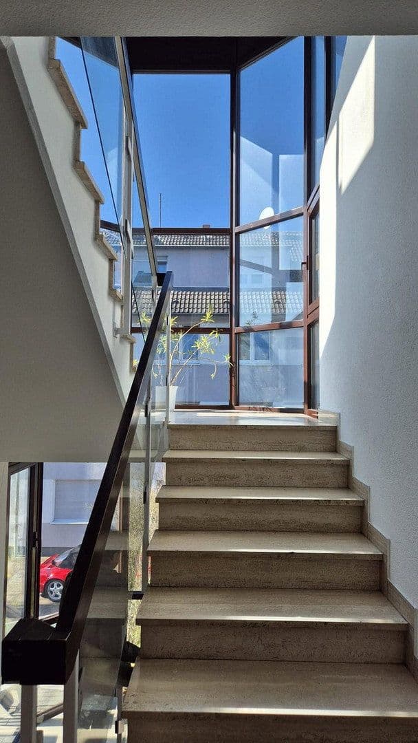 house for sale, 1,150 m², Neu-Isenburg, Hesse house for sale, 1,150 m², Neu-Isenburg, Hesse