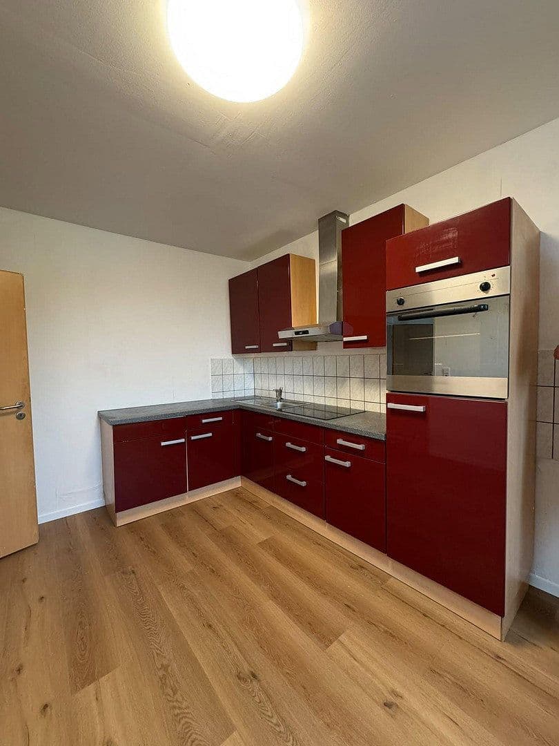 3 bedroom with open-plan kitchen flat to rent, 90 m², Beckstraße 7a, Bottrop, North Rhine-Westphalia 3 bedroom with open-plan kitchen flat to rent, 90 m², Beckstraße 7a, Bottrop, North Rhine-Westphalia