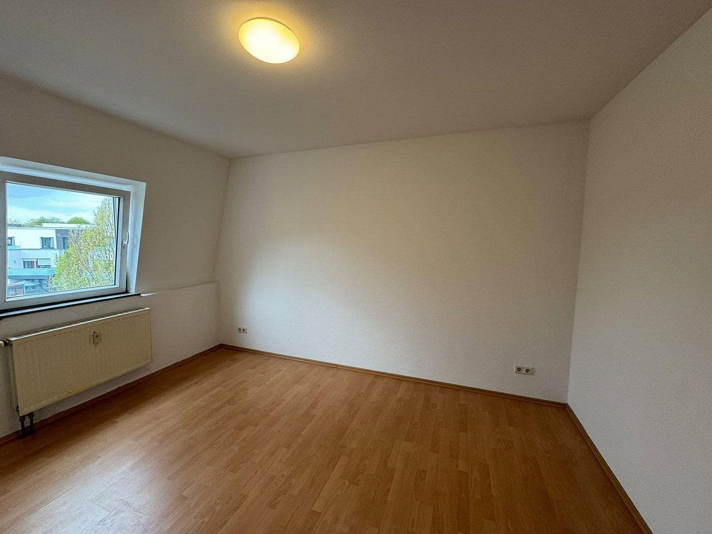 3 bedroom with open-plan kitchen flat to rent, 90 m², Beckstraße 7a, Bottrop, North Rhine-Westphalia 3 bedroom with open-plan kitchen flat to rent, 90 m², Beckstraße 7a, Bottrop, North Rhine-Westphalia