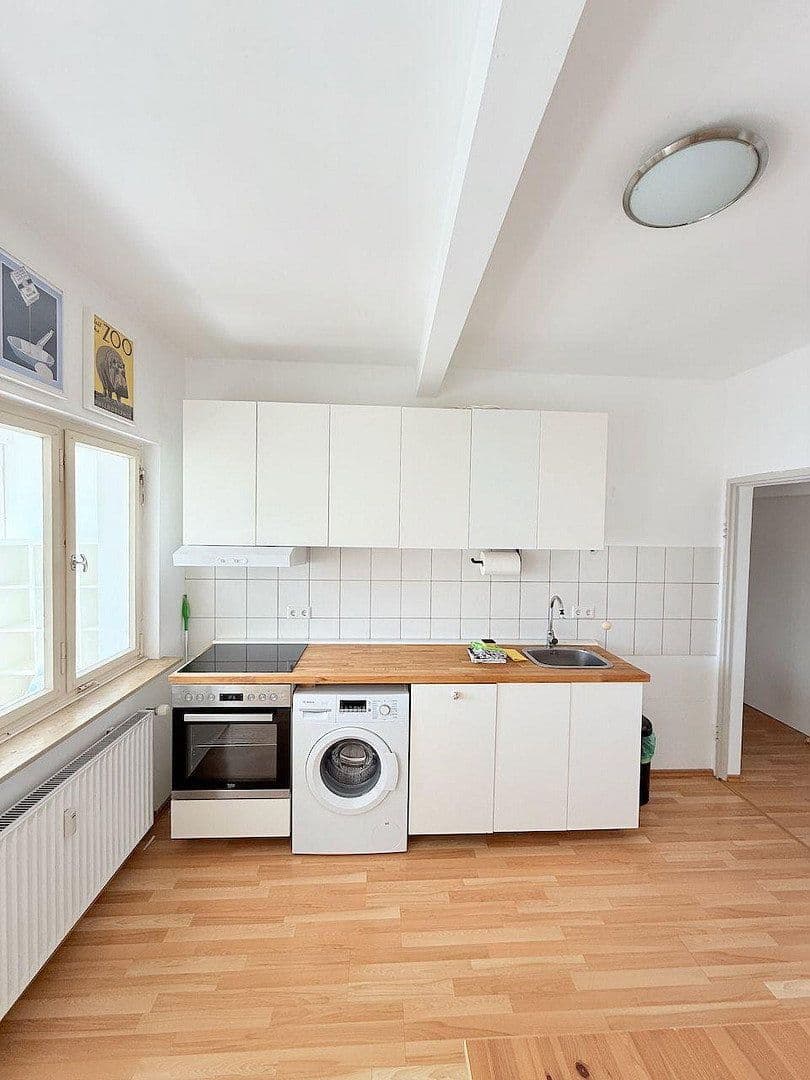 1 bedroom with open-plan kitchen flat to rent, 70 m², Friedrichstraße 22, Bonn, North Rhine-Westphalia 1 bedroom with open-plan kitchen flat to rent, 70 m², Friedrichstraße 22, Bonn, North Rhine-Westphalia