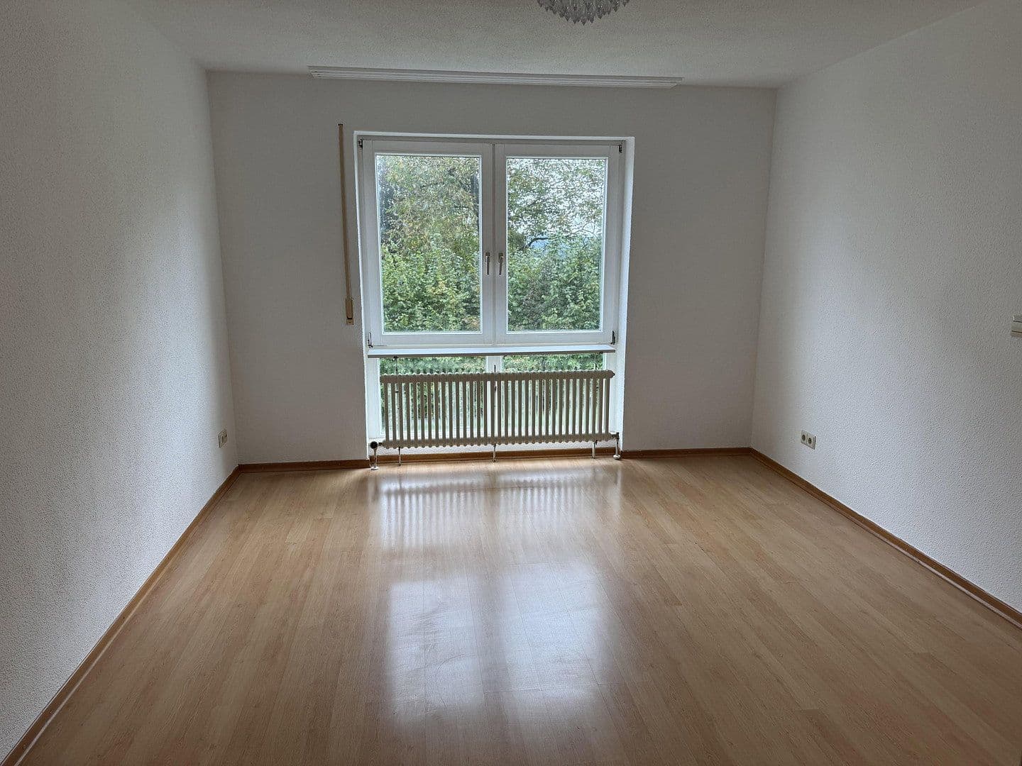 2 bedroom with open-plan kitchen flat to rent, 90 m², Lottstetten, Baden-Württemberg 2 bedroom with open-plan kitchen flat to rent, 90 m², Lottstetten, Baden-Württemberg