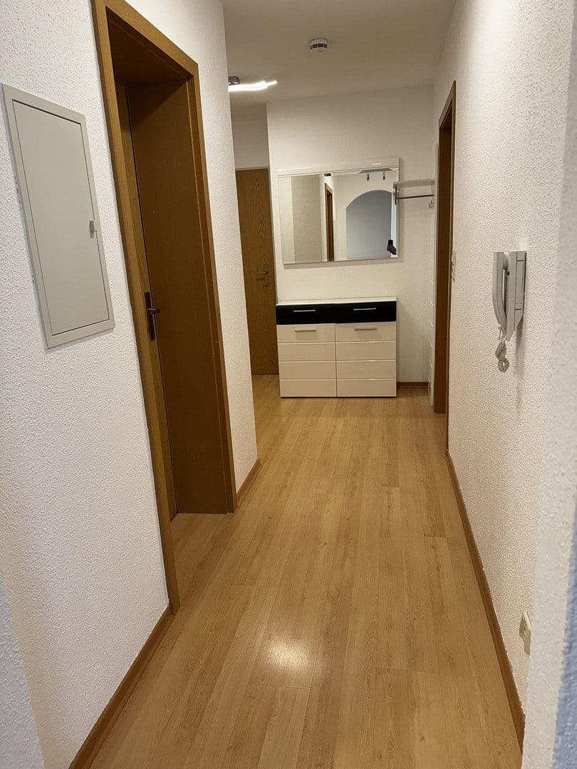 2 bedroom with open-plan kitchen flat to rent, 90 m², Lottstetten, Baden-Württemberg 2 bedroom with open-plan kitchen flat to rent, 90 m², Lottstetten, Baden-Württemberg