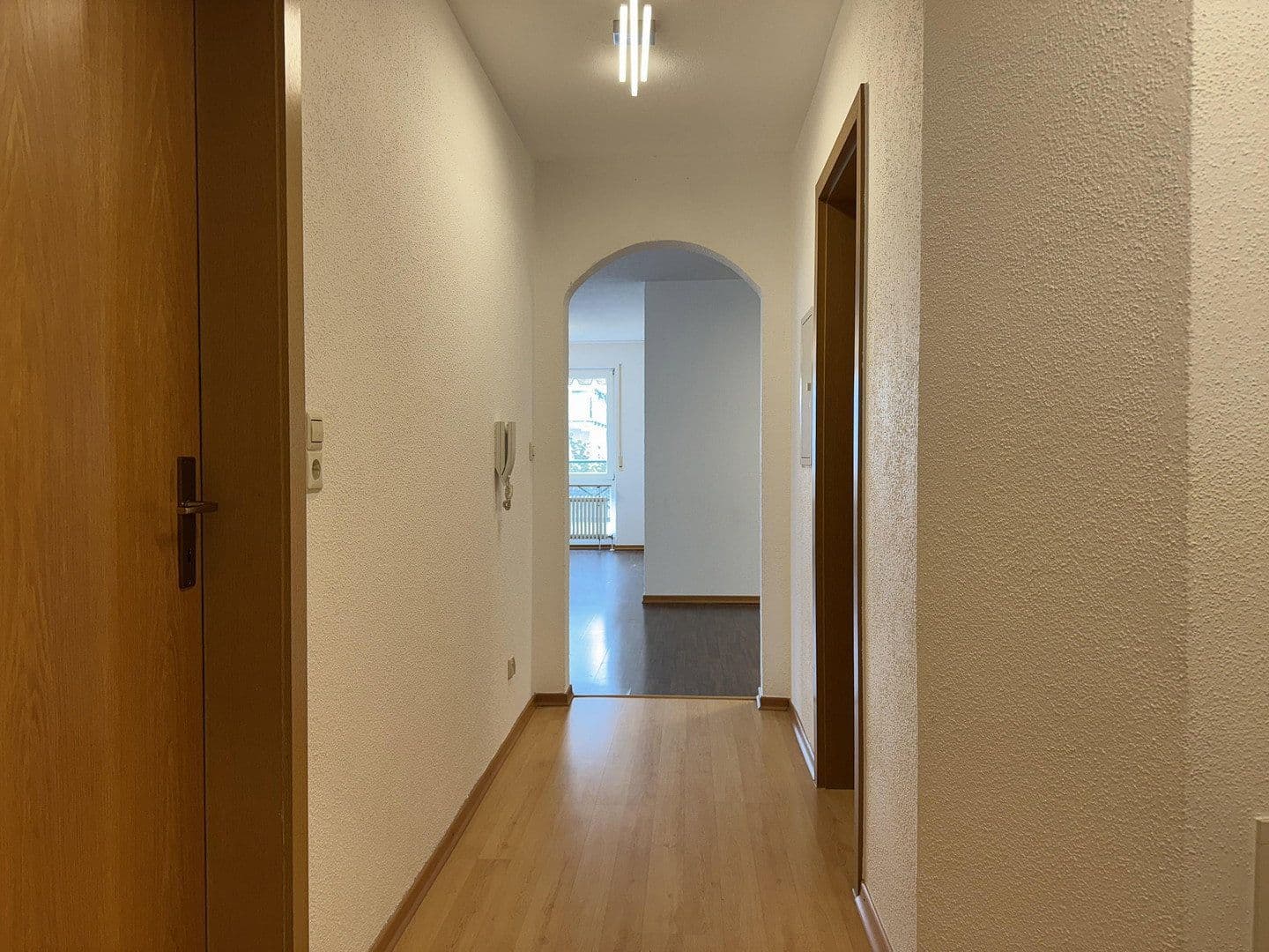 2 bedroom with open-plan kitchen flat to rent, 90 m², Lottstetten, Baden-Württemberg 2 bedroom with open-plan kitchen flat to rent, 90 m², Lottstetten, Baden-Württemberg