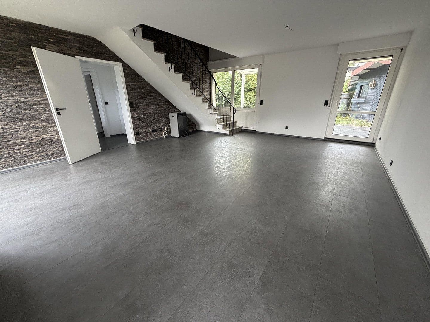 house to rent, 110 m², Linderner Bahn 53, Geilenkirchen, North Rhine-Westphalia house to rent, 110 m², Linderner Bahn 53, Geilenkirchen, North Rhine-Westphalia