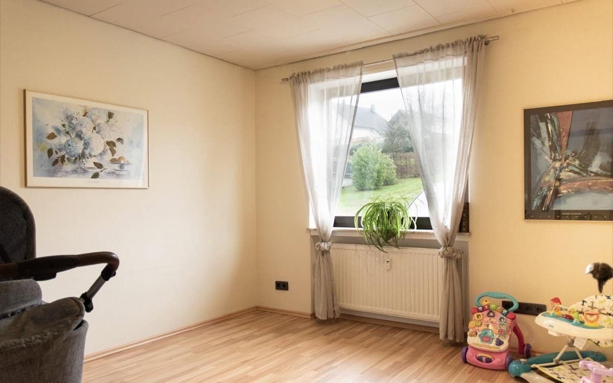 house for sale, 240 m², Krappelroth 29, Schmelz, Saarland house for sale, 240 m², Krappelroth 29, Schmelz, Saarland