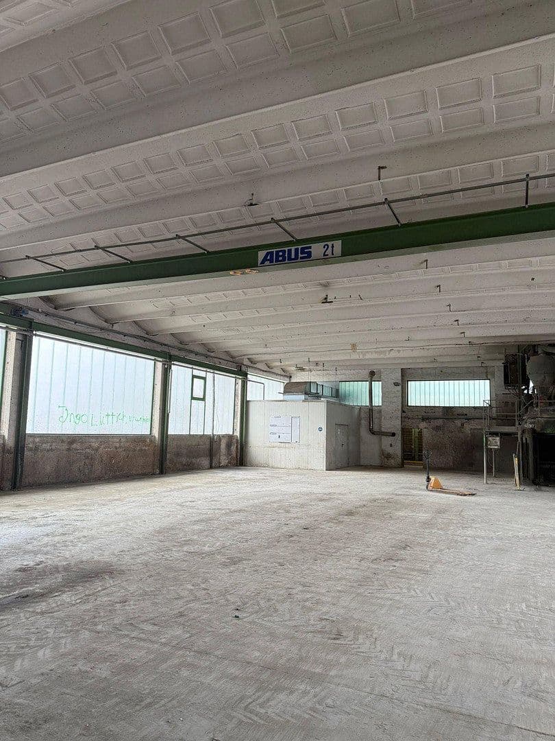 non-residential property to rent, 2,200 m², Hohendorfer Marke, Merseburg, Saxony-Anhalt non-residential property to rent, 2,200 m², Hohendorfer Marke, Merseburg, Saxony-Anhalt