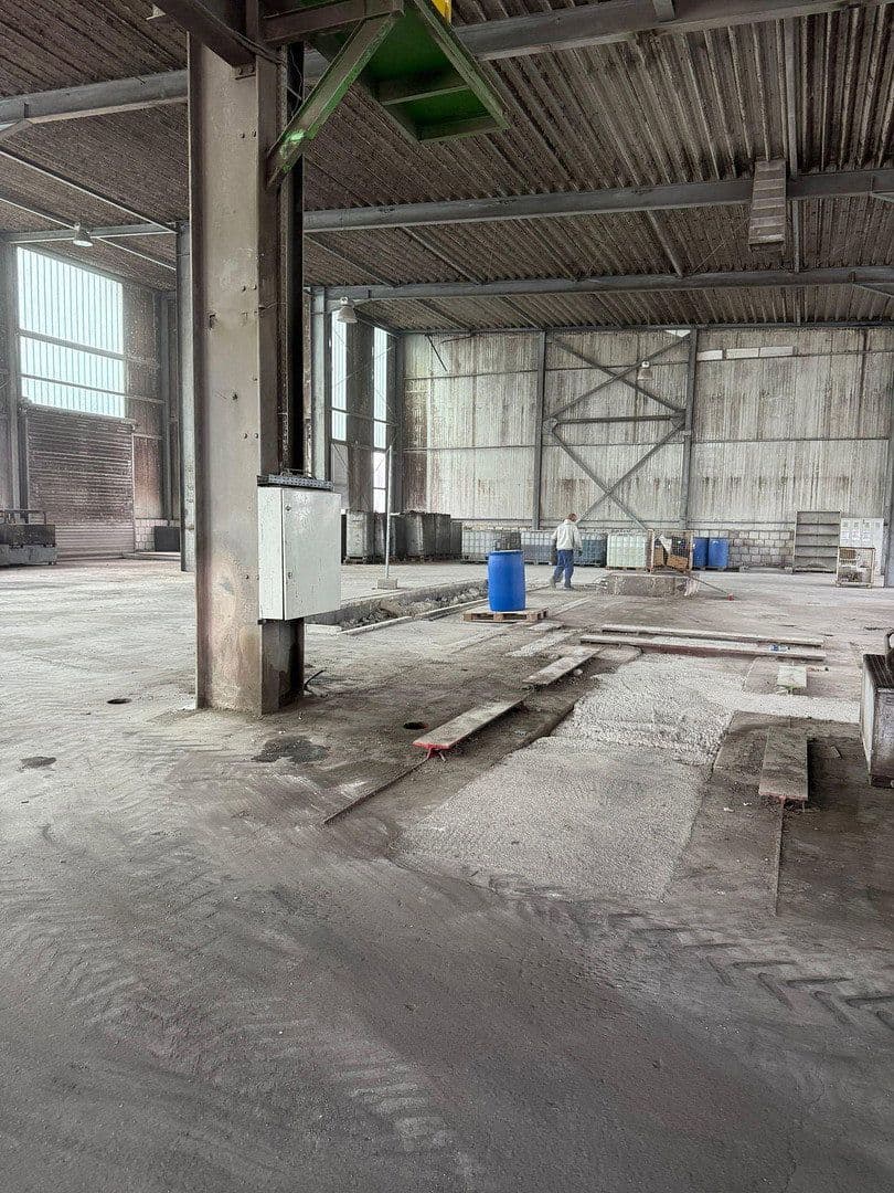 non-residential property to rent, 2,200 m², Hohendorfer Marke, Merseburg, Saxony-Anhalt non-residential property to rent, 2,200 m², Hohendorfer Marke, Merseburg, Saxony-Anhalt