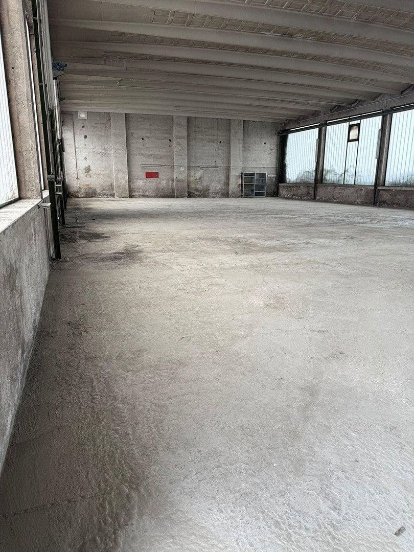 non-residential property to rent, 2,200 m², Hohendorfer Marke, Merseburg, Saxony-Anhalt non-residential property to rent, 2,200 m², Hohendorfer Marke, Merseburg, Saxony-Anhalt
