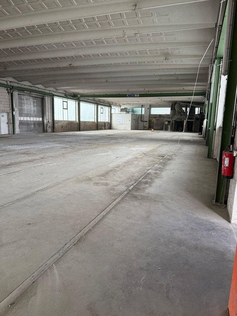 non-residential property to rent, 2,200 m², Hohendorfer Marke, Merseburg, Saxony-Anhalt non-residential property to rent, 2,200 m², Hohendorfer Marke, Merseburg, Saxony-Anhalt