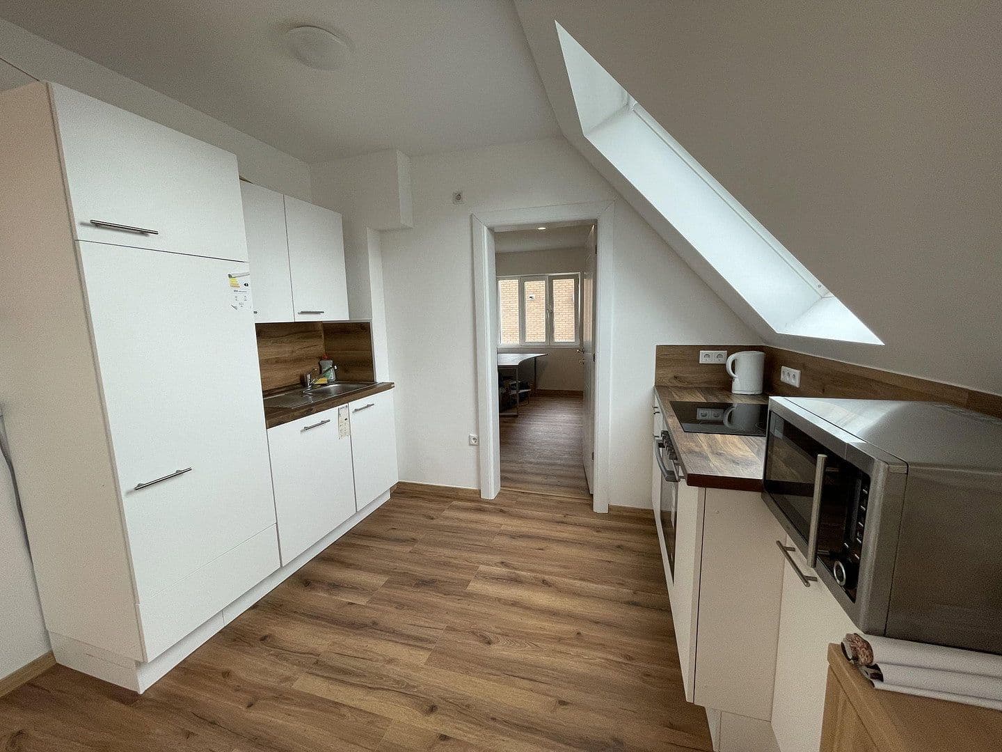 5 bedroom flat to rent, 99 m², Düsseldorf, North Rhine-Westphalia 5 bedroom flat to rent, 99 m², Düsseldorf, North Rhine-Westphalia