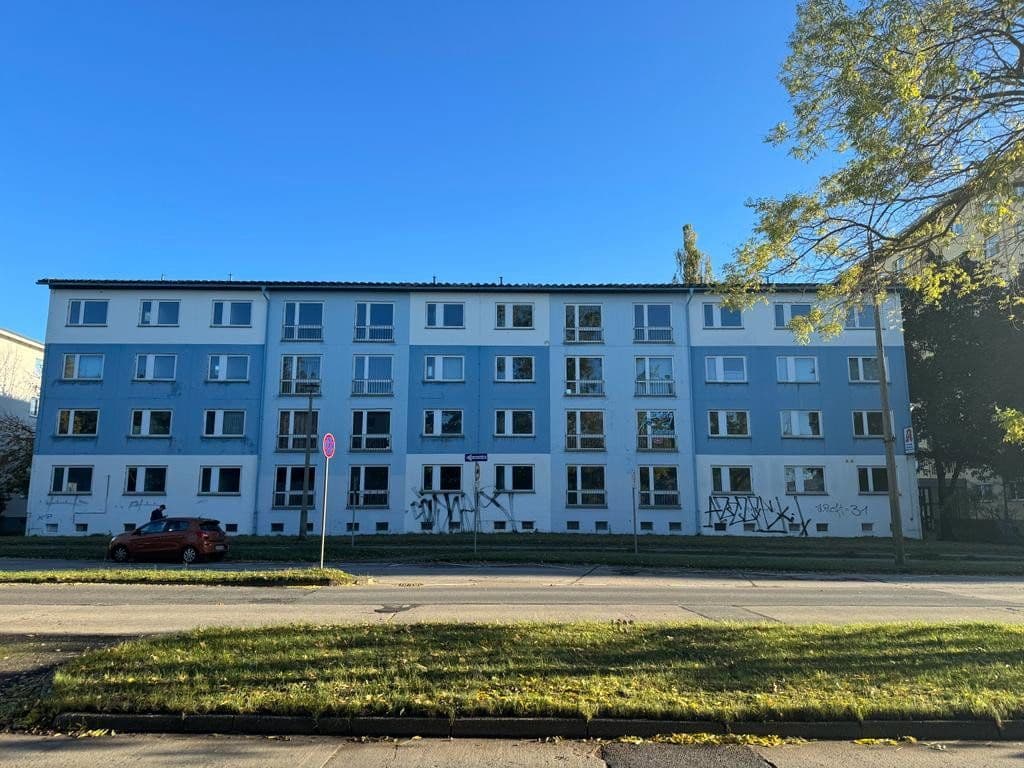 house for sale, 1,575 m², Erich Weinert Straße 2-6, Hoyerswerda - Wojerecy, Saxony house for sale, 1,575 m², Erich Weinert Straße 2-6, Hoyerswerda - Wojerecy, Saxony