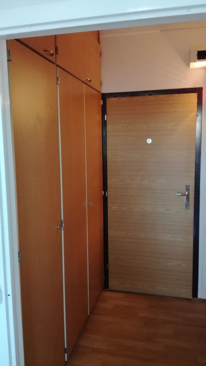 Studio flat to rent, 26 m², Na Pastvisku, Opava, Moravskoslezský Region Studio flat to rent, 26 m², Na Pastvisku, Opava, Moravskoslezský Region