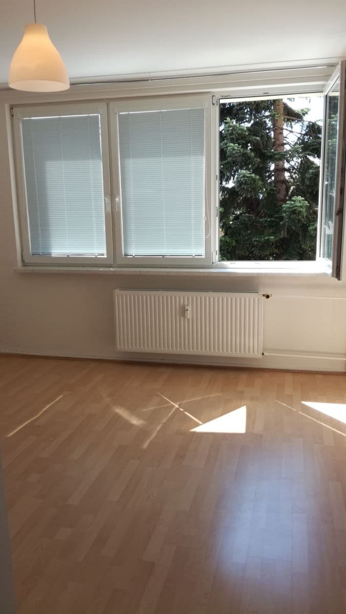 Studio flat to rent, 26 m², Na Pastvisku, Opava, Moravskoslezský Region Studio flat to rent, 26 m², Na Pastvisku, Opava, Moravskoslezský Region