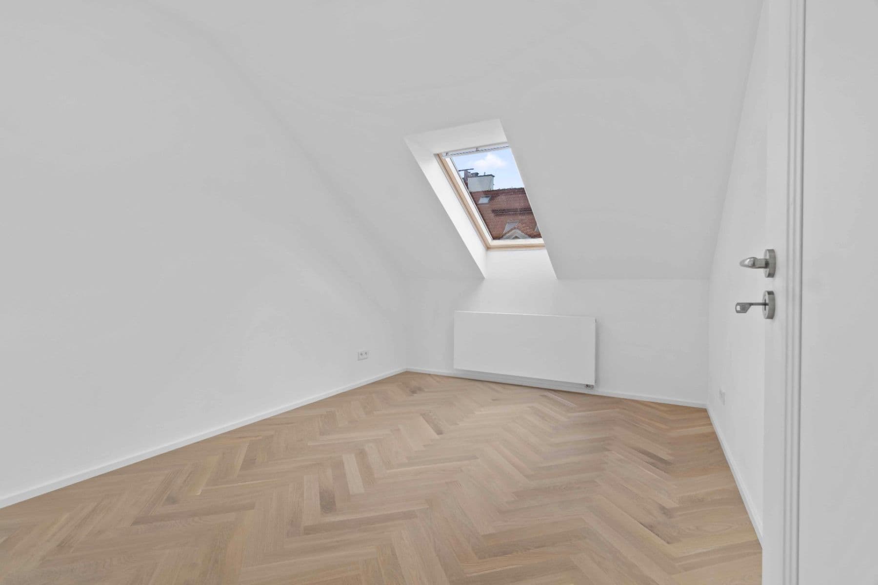 2 bedroom with open-plan kitchen flat to rent, 91 m², Sezimova, Prague, Prague 2 bedroom with open-plan kitchen flat to rent, 91 m², Sezimova, Prague, Prague
