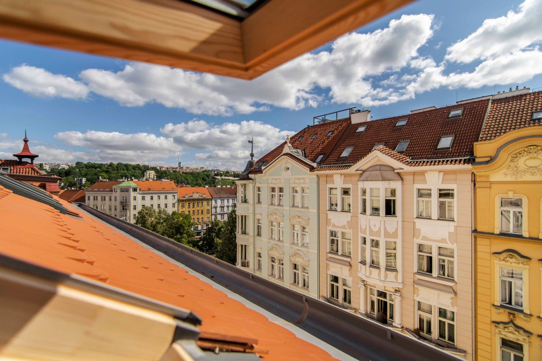 2 bedroom with open-plan kitchen flat to rent, 91 m², Sezimova, Prague, Prague 2 bedroom with open-plan kitchen flat to rent, 91 m², Sezimova, Prague, Prague