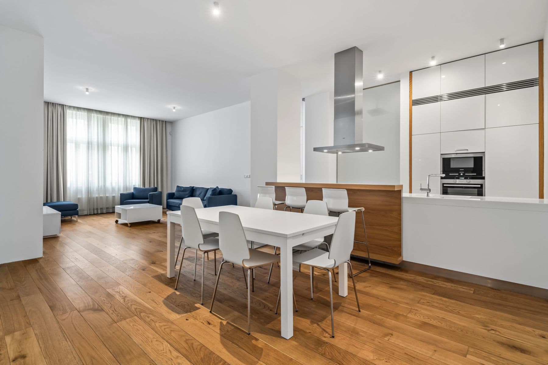 2 bedroom with open-plan kitchen flat to rent, 109 m², Laubova, Prague, Prague 2 bedroom with open-plan kitchen flat to rent, 109 m², Laubova, Prague, Prague