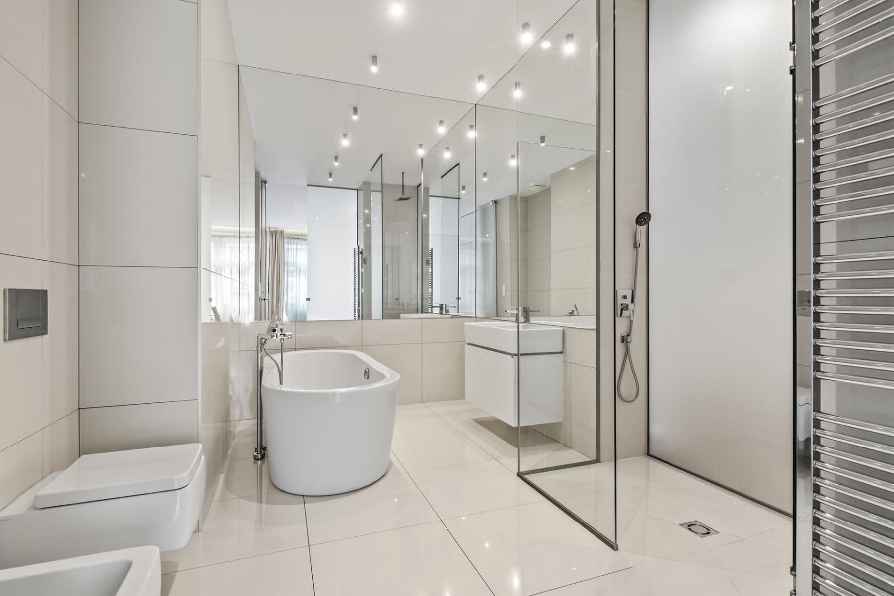 2 bedroom with open-plan kitchen flat to rent, 109 m², Laubova, Prague, Prague 2 bedroom with open-plan kitchen flat to rent, 109 m², Laubova, Prague, Prague