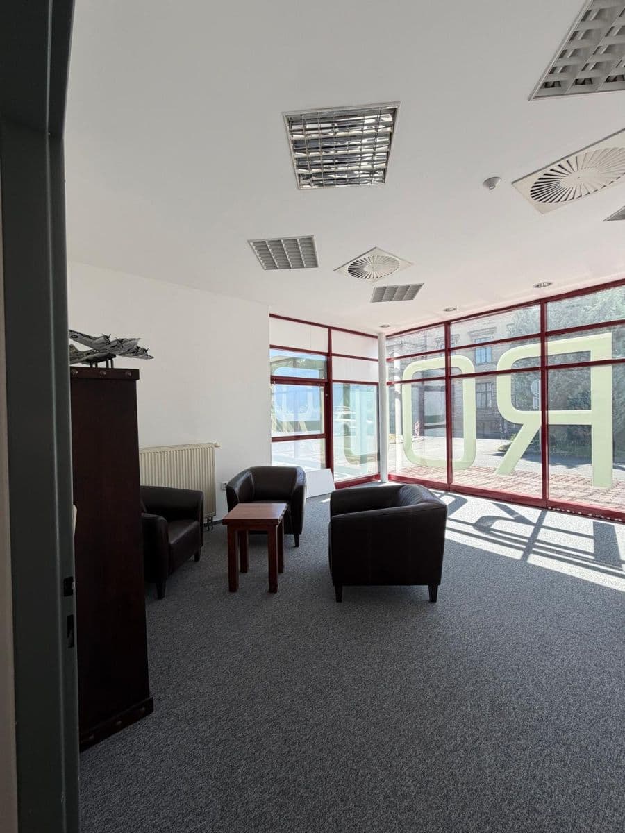 office to rent, 250 m², Novoveská, Ostrava, Moravskoslezský Region office to rent, 250 m², Novoveská, Ostrava, Moravskoslezský Region