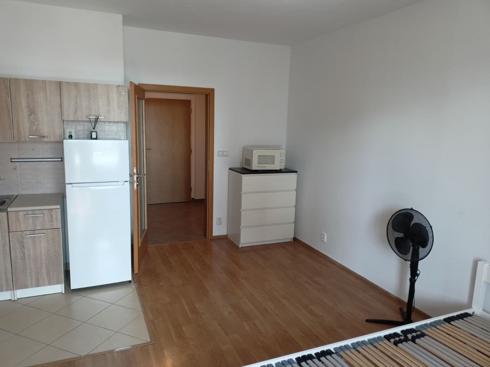 Studio flat to rent, 35 m², Pavla Beneše, Prague, Prague Studio flat to rent, 35 m², Pavla Beneše, Prague, Prague