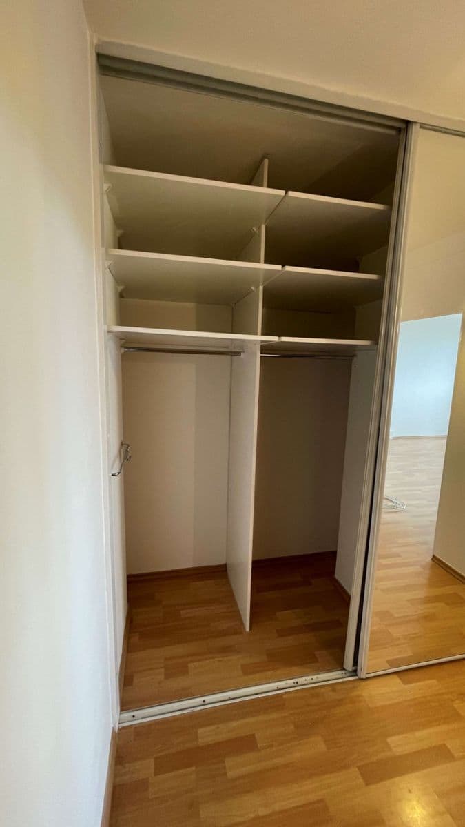 2 bedroom with open-plan kitchen flat to rent, 76 m², Janského, Prague, Prague 2 bedroom with open-plan kitchen flat to rent, 76 m², Janského, Prague, Prague
